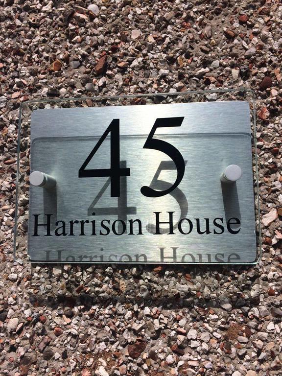 Harrison House Homestay *